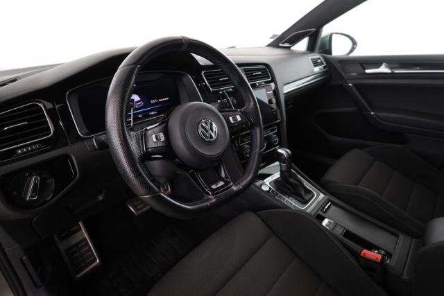 Volkswagen Golf image 8