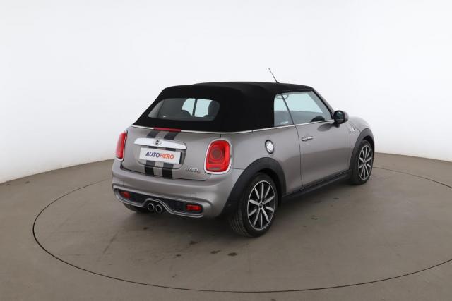Mini Cabrio image 5