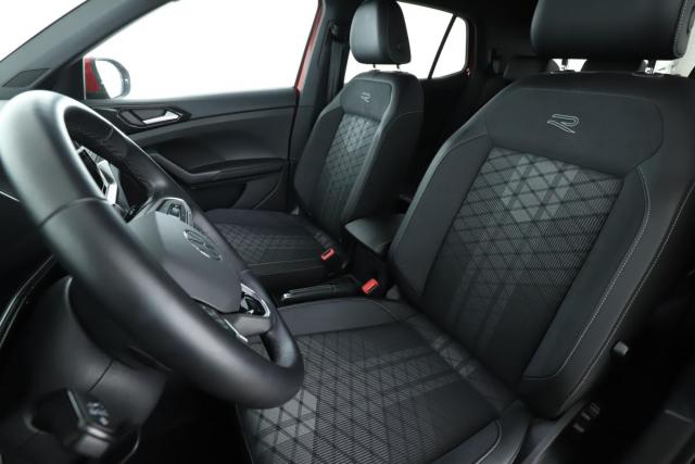 Volkswagen T-Cross image 3