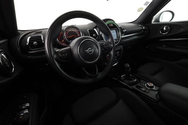 Mini Clubman image 3