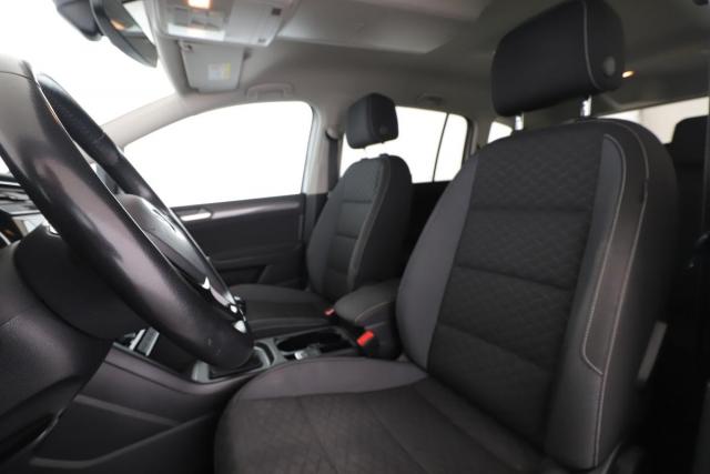 Volkswagen Touran image 1