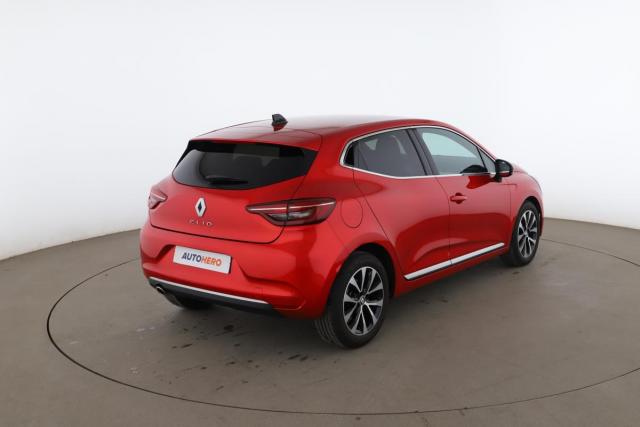 Renault Clio image 2