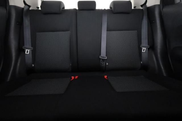 Nissan Juke image 7