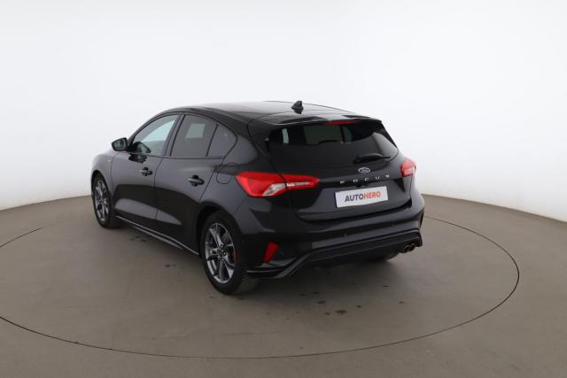 Ford Focus image 8