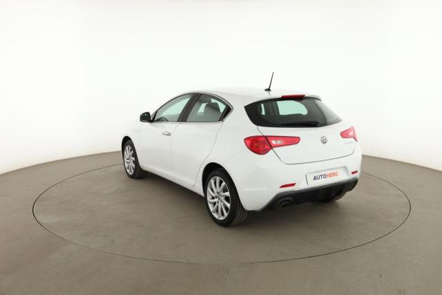 Alfa Romeo Giulietta image 3