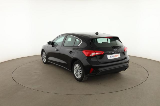 Ford Focus image 8