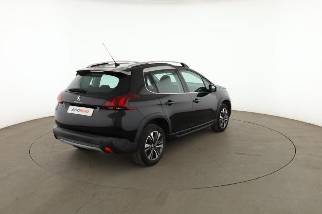 Peugeot 2008 image 4