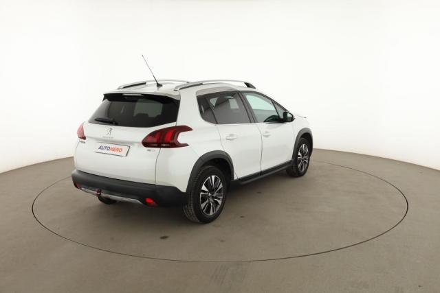 Peugeot 2008 image 5
