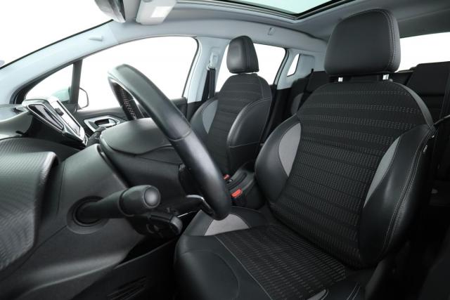 Peugeot 2008 image 4