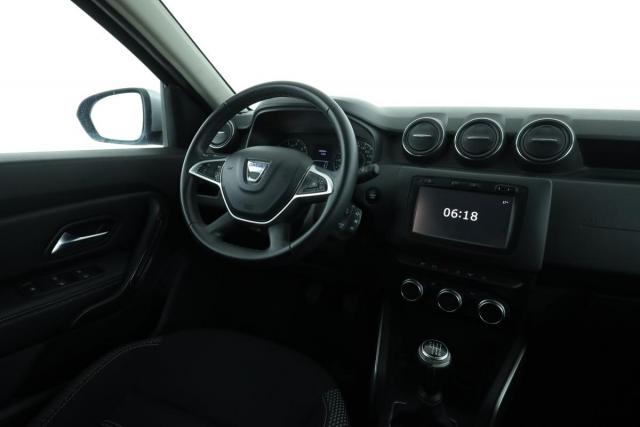 Dacia Duster image 8