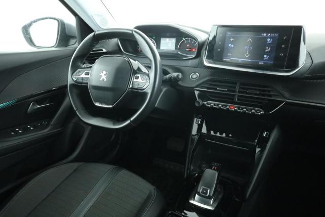 Peugeot 2008 image 1
