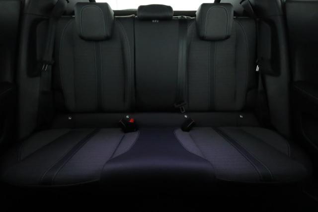Peugeot 2008 image 4