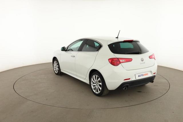 Alfa Romeo Giulietta image 2