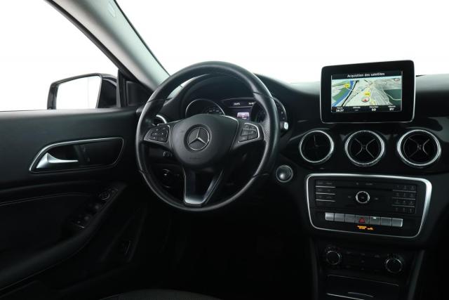 Mercedes Benz Cla Shooting Brake image 7