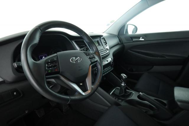 Hyundai Tucson image 8