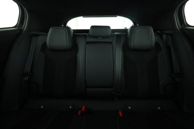 Peugeot 408 image 4