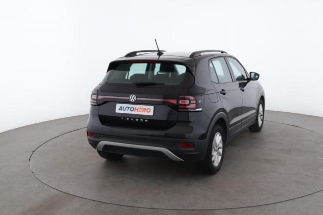 Volkswagen T-Cross image 9