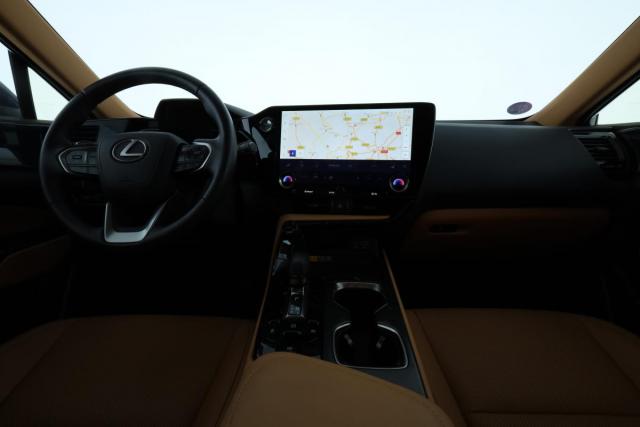 Lexus Nx image 4