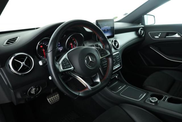 Mercedes Benz Gla image 3