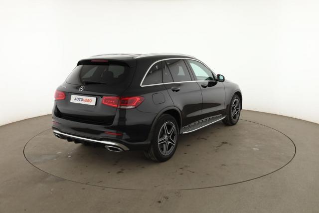 Mercedes Benz Glc image 4