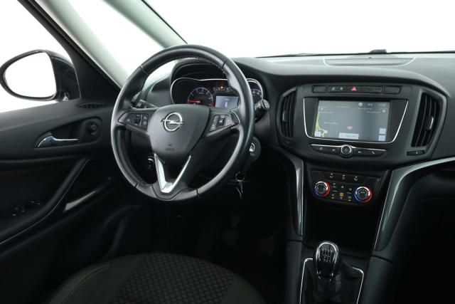 Opel Zafira image 2