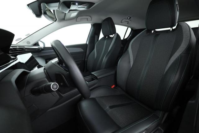 Peugeot 308 image 6