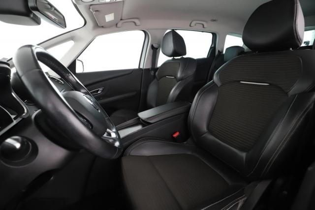 Renault Grand Scénic image 2