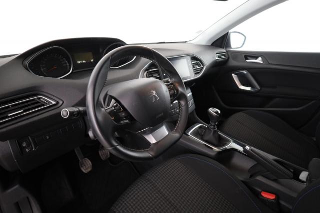 Peugeot 308 image 9