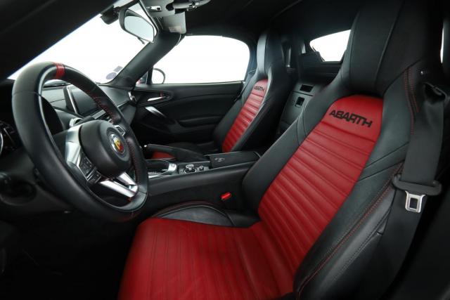 Abarth 124 Spider image 8