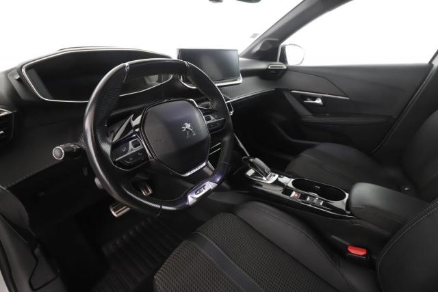 Peugeot 208 image 6