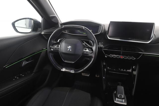Peugeot 208 image 1