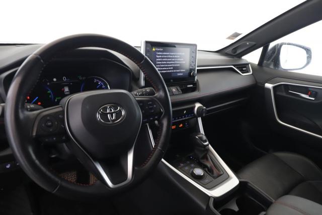 Toyota Rav4 image 8