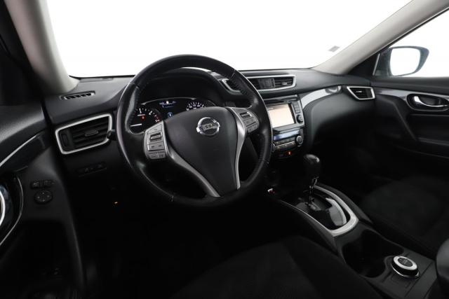Nissan X-Trail image 8