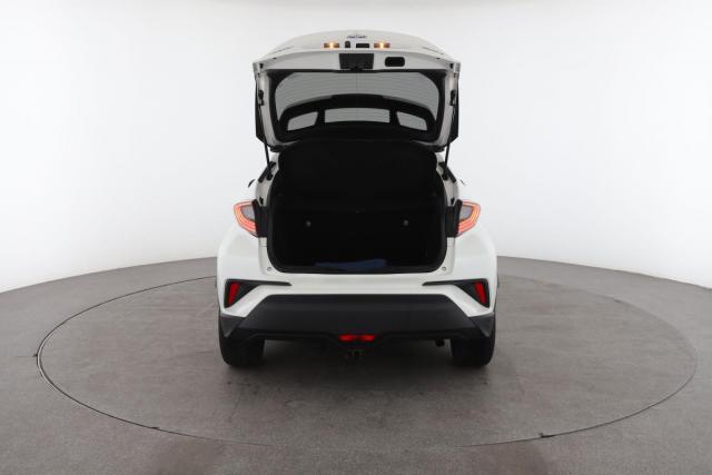 Toyota C-Hr image 3