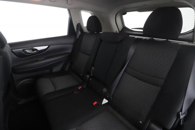 Nissan X-Trail image 4