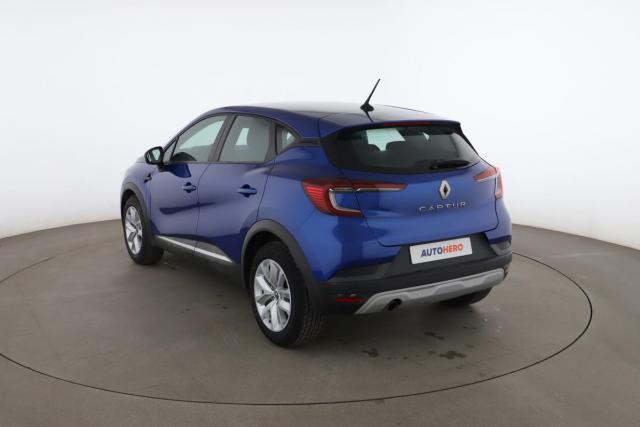 Renault Captur image 2