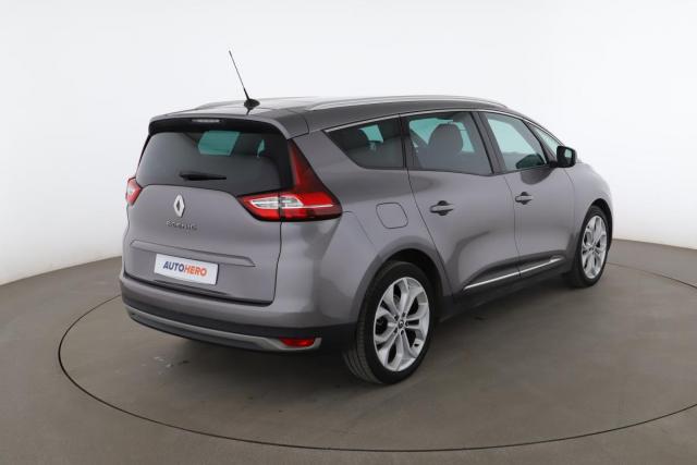 Renault Grand Scénic image 9