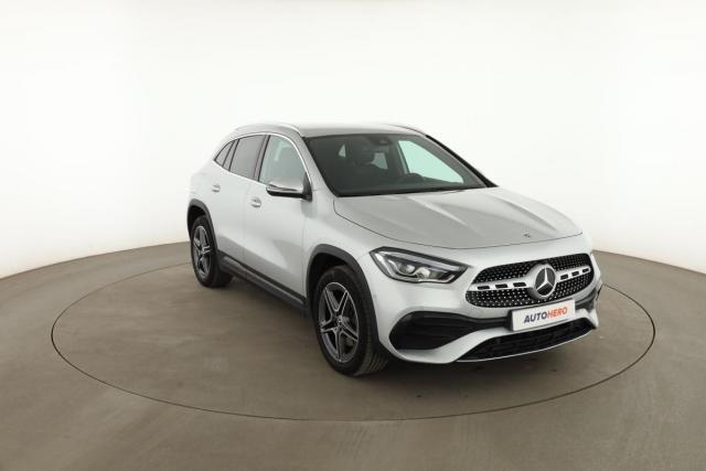 Mercedes Benz Gla image 2