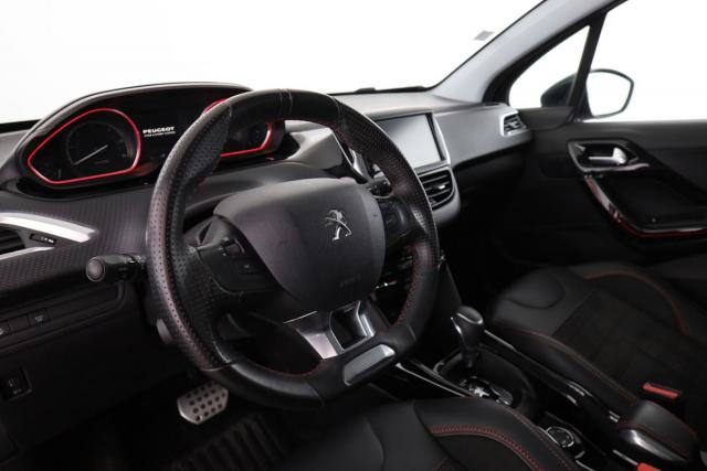Peugeot 2008 image 4