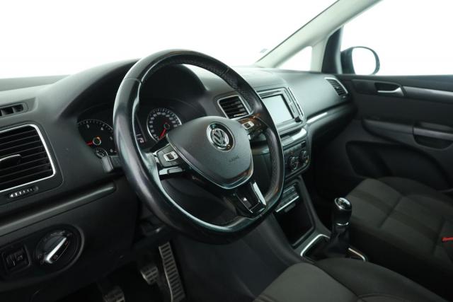 Volkswagen Sharan image 3