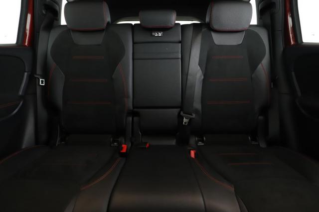 Mercedes Benz Glb image 6