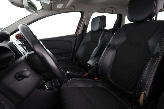 Renault Clio Estate image 9