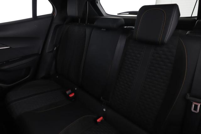 Peugeot 2008 image 4