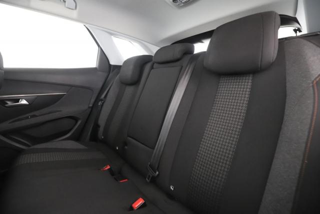 Peugeot 3008 image 6