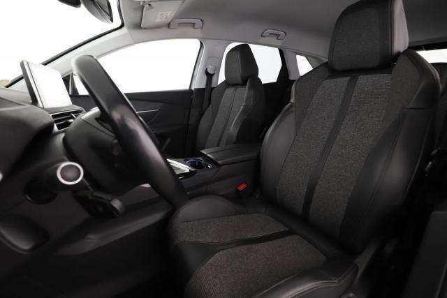 Peugeot 3008 image 9