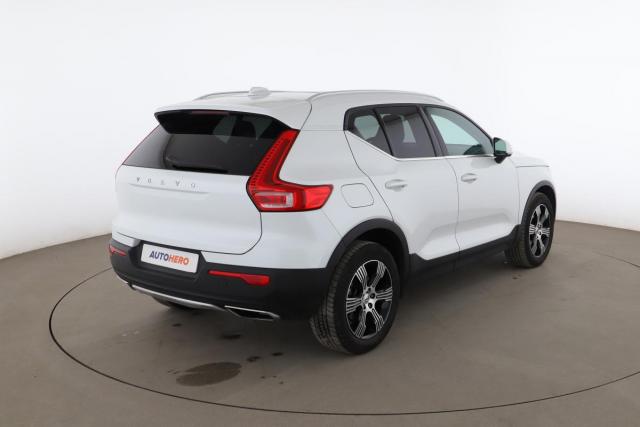 Volvo Xc40 image 7