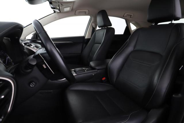 Lexus Nx image 6
