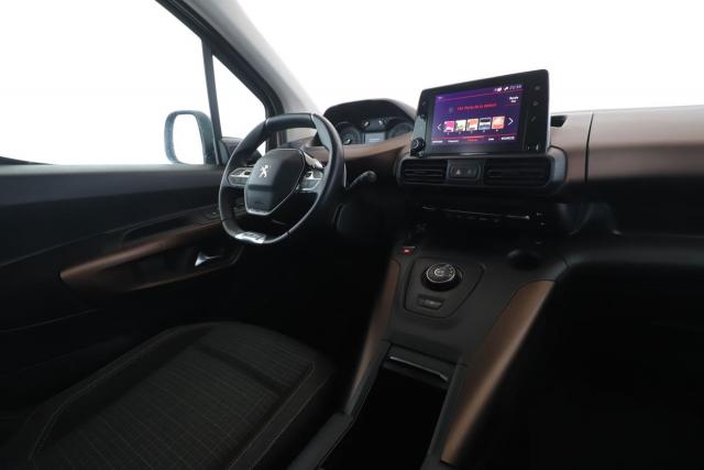 Peugeot Rifter image 9
