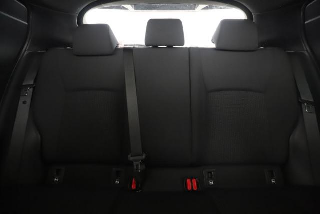 Toyota C-Hr image 3