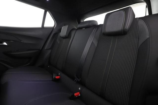 Peugeot 2008 image 3